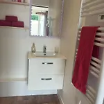 - Riva Bella اويسترهام