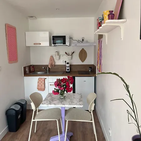 - Riva Bella Apartment